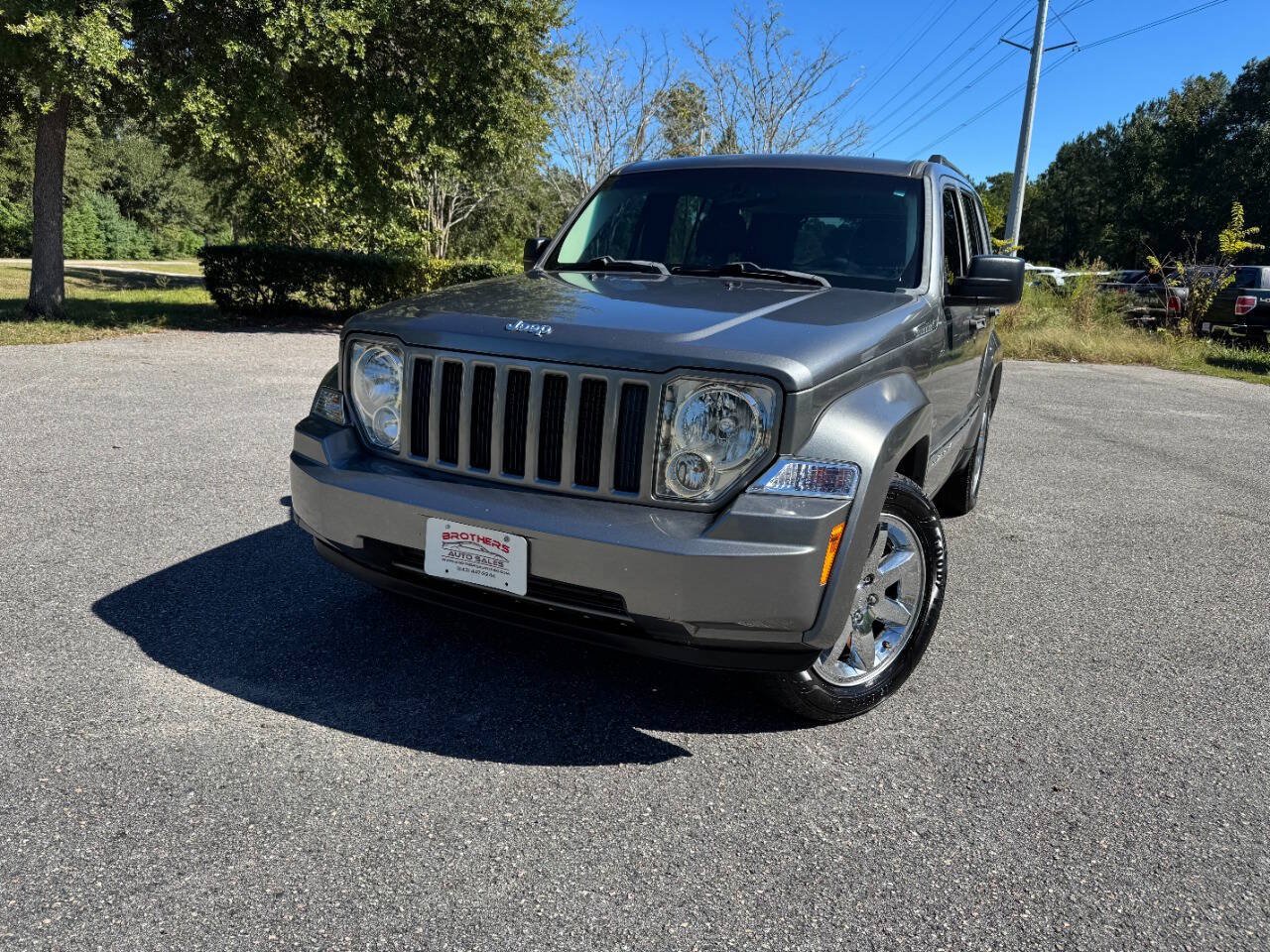 Used 2012 Jeep Liberty Sport AWD/4WD image 28