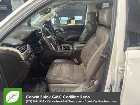 Used 2018 GMC Yukon XL Denali w/ Denali Ultimate Package AWD/4WD image 13