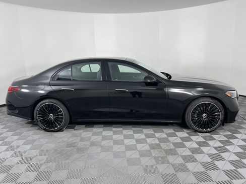 New 2026 Mercedes-Benz E 350 4MATIC Sedan image 14