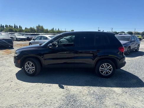 Used 2012 Volkswagen Tiguan S FWD image 8