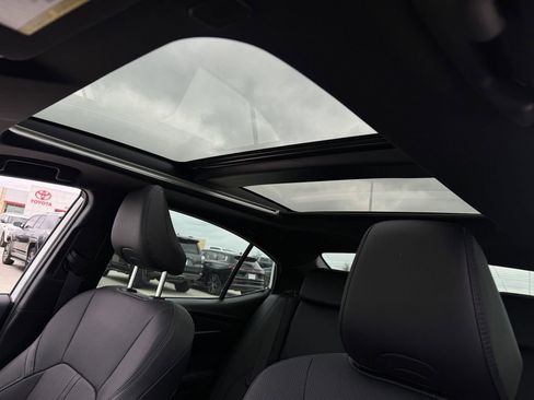 Used 2025 Toyota Camry XSE w/ Premium Package FWD image 26