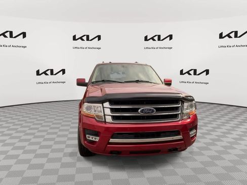 Used 2017 Ford Expedition Limited w/ Equipment Group 301A AWD/4WD image 3