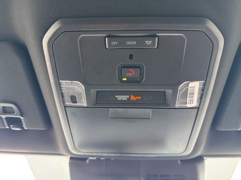 Used 2024 Toyota Tacoma SR image 22