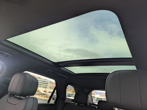 Certified 2023 Land Rover Range Rover Sport SE image 23