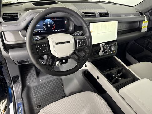 New 2026 Land Rover Defender 110 OCTA AWD/4WD image 4
