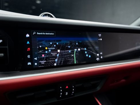 Used 2025 Porsche Cayenne Turbo image 51