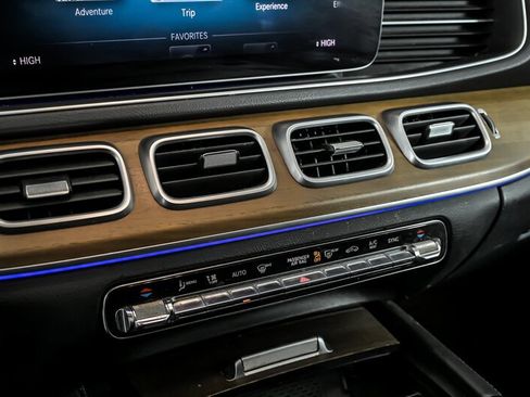 Used 2020 Mercedes-Benz GLE 350 4MATIC image 31