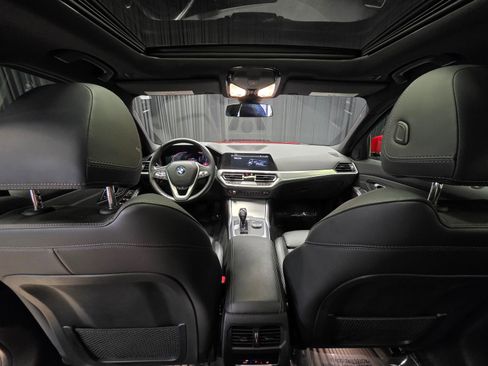 Used 2019 BMW 330i xDrive Sedan AWD/4WD image 2