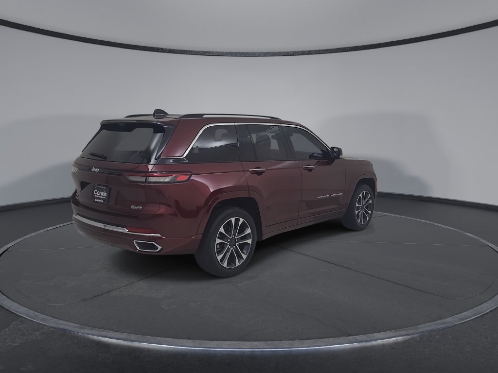 Certified 2023 Jeep Grand Cherokee Overland w/ Adv Protech Group III AWD/4WD image 17