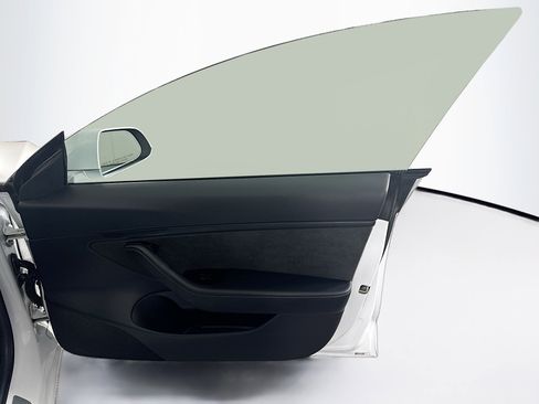 Used 2018 Tesla Model 3 Long Range image 30