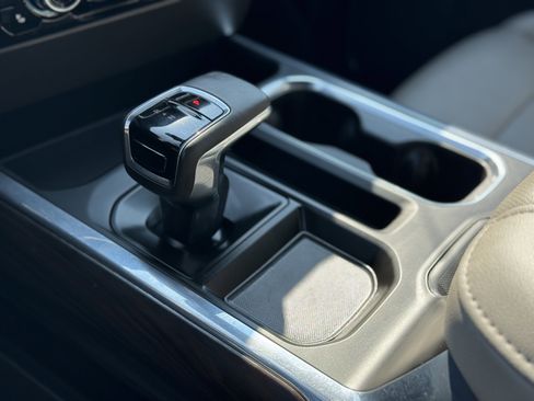 Used 2023 GMC Sierra 1500 SLT w/ SLT Premium Package image 19