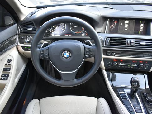 Used 2015 BMW 550i Sedan image 12