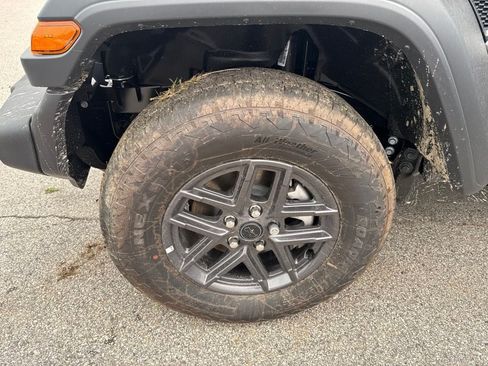 New 2026 Jeep Wrangler Unlimited Sport AWD/4WD image 9