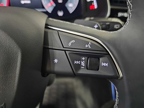 New 2025 Audi Q8 Premium Plus image 24