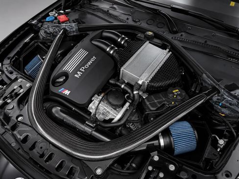 Used 2018 BMW M4 Coupe RWD image 17