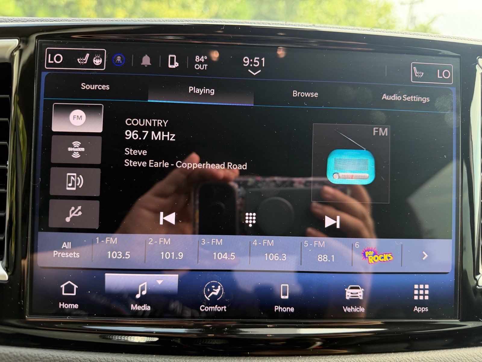 Used 2024 Chrysler Pacifica Touring-L FWD image 41