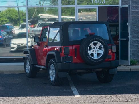 Used 2015 Jeep Wrangler Sport w/ Quick Order Package 24S AWD/4WD image 4