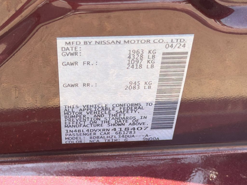 Used 2024 Nissan Altima 2.5 SV FWD image 33