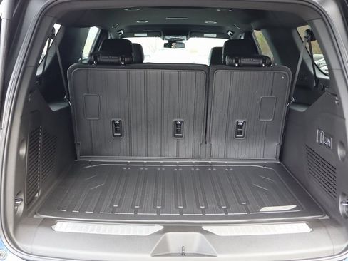 New 2026 GMC Yukon XL Denali w/ LPO, Floor Liner Package AWD/4WD image 22