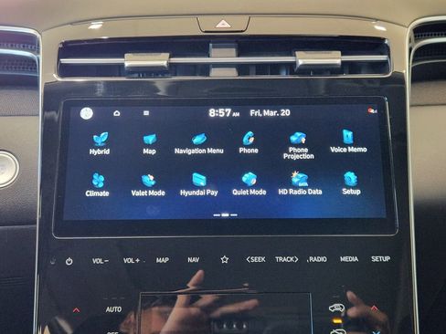 Certified 2022 Hyundai Tucson Limited image 16