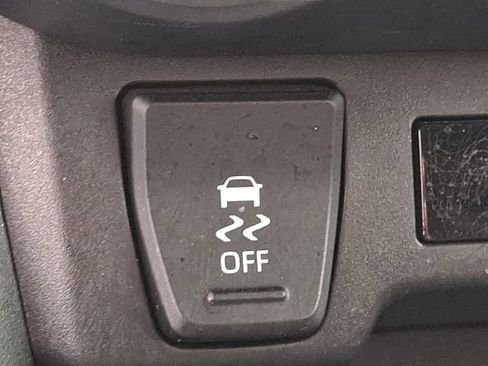 Used 2024 Toyota RAV4 LE AWD/4WD image 24