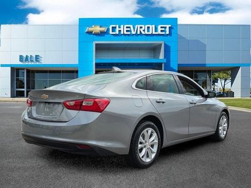 Used 2024 Chevrolet Malibu LT FWD image 3