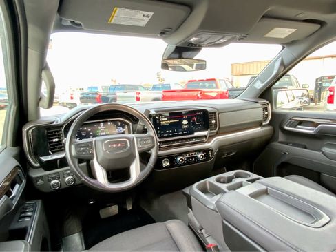 Certified 2022 GMC Sierra 1500 Elevation image 37