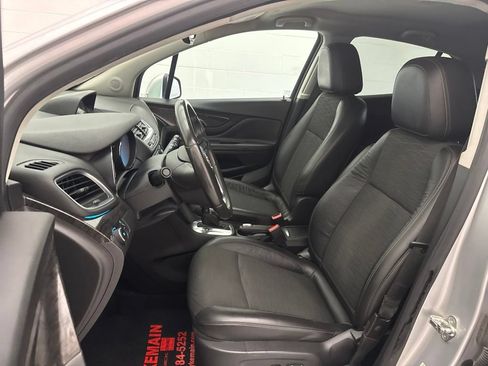 Used 2016 Buick Encore Convenience FWD image 18