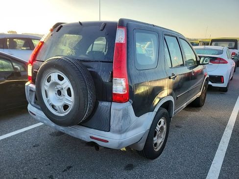 Used 2005 Honda CR-V LX image 3
