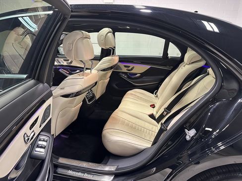 Used 2020 Mercedes-Benz S 560 4MATIC Sedan image 23