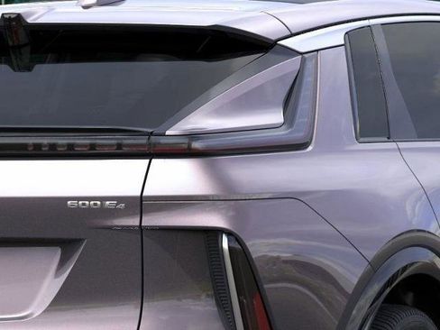 New 2026 Cadillac Lyriq Luxury image 11