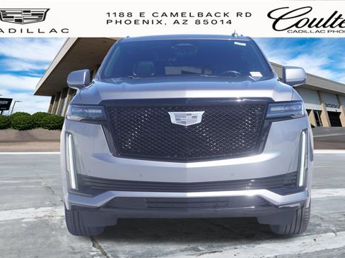 Used 2021 Cadillac Escalade Sport w/ LPO, ONYX Package image 5