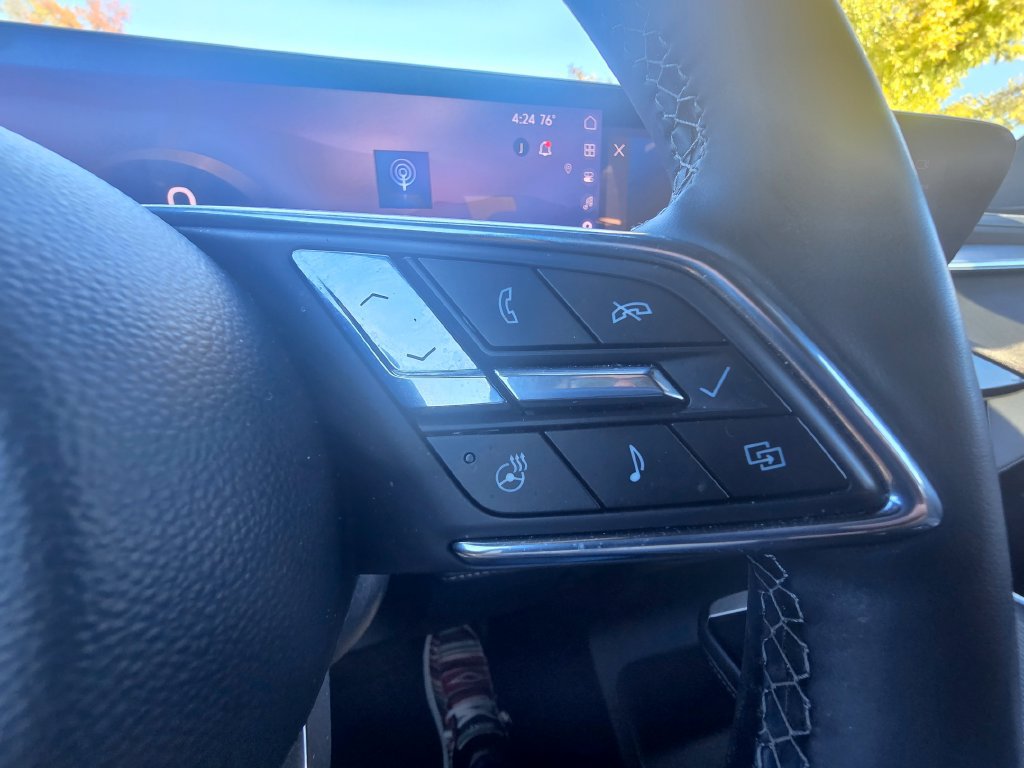 Used 2025 Buick Enclave Preferred FWD image 25