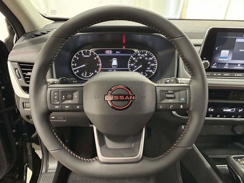 New 2026 Nissan Rogue SV AWD/4WD image 22