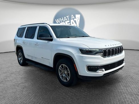 Used 2024 Jeep Wagoneer 4WD w/ Convenience Group I image 1