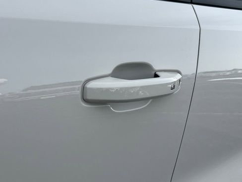 New 2026 GMC Canyon AT4 w/ AT4 Premium Package AWD/4WD image 14