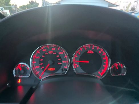 Used 2006 Pontiac Torrent 2WD w/ Preferred Package image 20