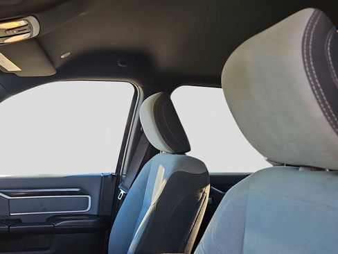 Used 2021 RAM 2500 Big Horn image 18