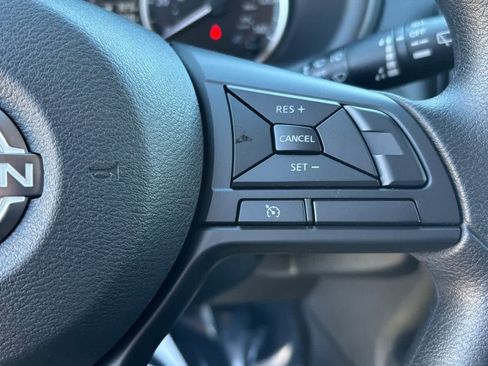 Used 2025 Nissan Kicks Play S image 16