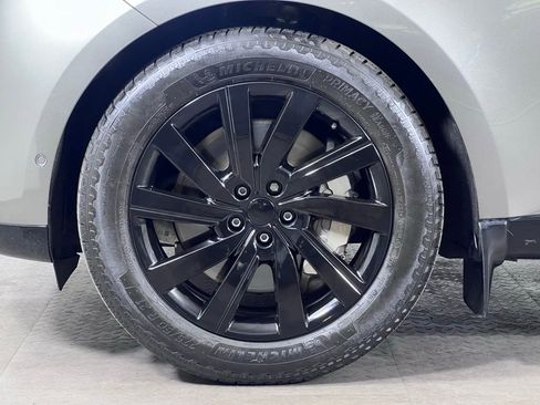 Used 2023 Land Rover Range Rover SE AWD/4WD image 11