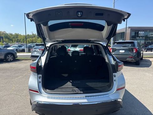 Used 2019 Nissan Murano Platinum w/ Cargo Package FWD image 9
