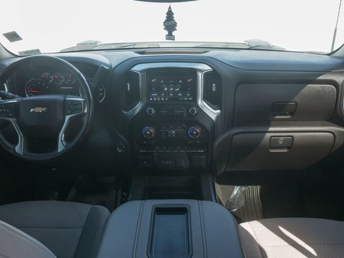 Used 2022 Chevrolet Silverado 3500 LT w/ Convenience Package AWD/4WD image 11