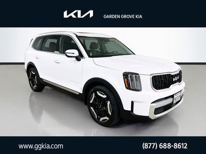Used 2024 Kia Telluride EX w/ EX Captain's Chair Package