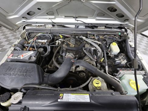 Used 2011 Jeep Wrangler Sport AWD/4WD image 24
