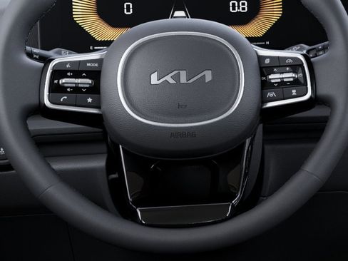 New 2026 Kia Carnival EX FWD image 22
