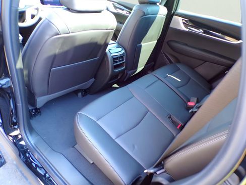 New 2026 Cadillac XT5 Premium Luxury w/ Driver Assist Package AWD/4WD image 7