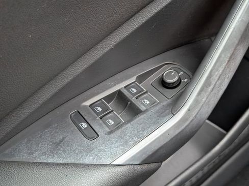 Certified 2021 Volkswagen Jetta S image 26