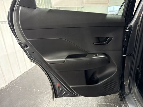 Used 2024 Hyundai Kona SEL FWD image 16