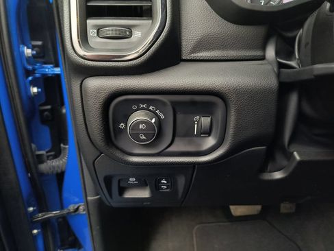 Used 2023 RAM 1500 Big Horn AWD/4WD image 16