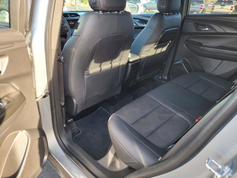 Used 2023 Chevrolet TrailBlazer RS image 13